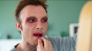 18 yaşında Cinsiyet Değiştirme Ameliyatı Olan Nathaniel Çok Pişman