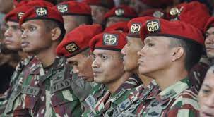 Yang pertama yakni tni ad, yang memang pada satuan ini memiliki berbagai macam jenis baret, sebagai berikut:. Mengenal Warna Baret Di Satuan Elite Tni Ad Kopassus Hingga Kostrad Okezone Nasional