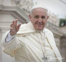 Papa francesco, all'anagrafe jorge mario bergoglio, nasce a buenos aires il 17 dicembre 1936 all'interno di una frasi di papa francesco. Le Frasi Piu Belle Di Papa Francesco Aforisticamente