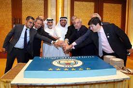 ما لا يعرفه الكثيرون أن السبب هو منصور بن زايد، ولكن كيف؟ قديماً قال العرب مصائب قوم عند قوم فوائد، والآن وقعت مصيبة لنادي مانشستر سيتي بطل الدوري الإنجليزي، فقد تم استبعاده لعامين من المسابقات الأوروبية. Ø§Ù„Ø£Ø±Ø´ÙŠÙ Ø§Ù„ÙˆØ·Ù†ÙŠ ÙŠØ­ØªÙÙŠ Ø¨ØªØªÙˆÙŠØ¬ Ø§Ù„Ù…Ø§Ù† Ø³ÙŠØªÙŠ ÙˆÙŠØ±ÙØ¹ Ø§Ù„ØªÙ‡Ø§Ù†ÙŠ Ø¥Ù„Ù‰ Ù…Ù†ØµÙˆØ± Ø¨Ù† Ø²Ø§ÙŠØ¯ Ø¬Ø±ÙŠØ¯Ø© Ø§Ù„ÙˆØ·Ù†