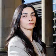 Ellie Wilson's Instagram, Twitter & Facebook