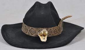 Vintage Hat With Rattlesnake Band 15 Diameter Hats Vintage Rattlesnake Vintage
