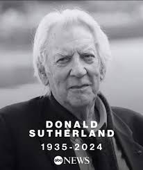 I'm start a thing called Eye Candy Monday #WillKemp I absolutely loved him  in these movies….