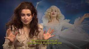 Helena bonham carter is cinderella's fairy godmother. Cinderella Helena Bonham Carter E La Sua Fata Madrina Youtube