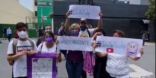 Yosstop comenzó su profesión de influencer y youtuber en 2010 con twitter, donde tenía más esta discusión inició luego de que yosstop hiciera público en instagram un video en el que luna bella. Ri2ubcpgi5kinm