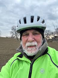 Spectacular August evening here in New York for a ride… 52+ miles in sub  2.5 hours… It's a good day when your 6 year old Garmin says NEW FTP  detected 🚴☀️💕 https://www.strava.com/athletes/15444682 |