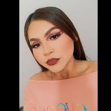 Alejandra Almada's Instagram, Twitter & Facebook