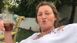 Paula Bramlett's Instagram, Twitter & Facebook