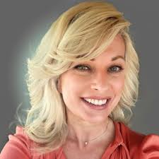 I'm very proud to announce that Atria Willow Park has earned a coveted  Atria Senior Living Q Award! This award is given to communities with  Quality Enhancement scores of at least 90%.