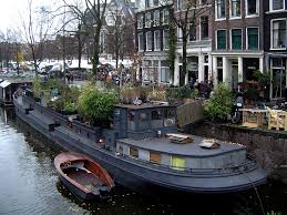 Houseboat Floating House House Boat Houseboat Living