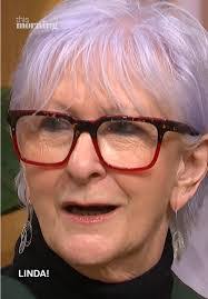 Linda Cavanagh's Instagram, Twitter & Facebook