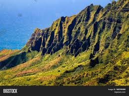 Få 8.000 sekund stockvideoklipp på beautiful kalalau valley, kauai hawaii. Kalalau Valley Cliffs Image Photo Free Trial Bigstock