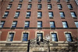 We offer the highest number of consultants and the general enquiries (01) 2638000. Critical Care The Fall Of St Vincent S Hospital Manhattan The New York Times