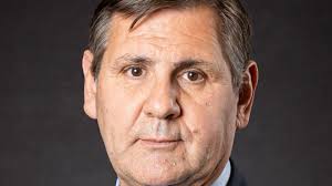 Muere el procurador de Vox Francisco Javier Carrera, al no superar un grave  cáncer