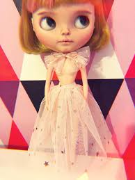 This dress AND the Tangled hair in one day?! I'm obsessed 😍 The outfit was  1,200 moonstones! 💚💙