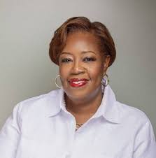 Rev. Marques-Aquil Lewis Endorses Amina Bey for Central Ward Council