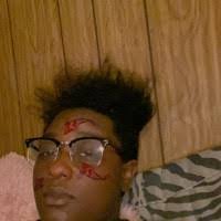 Dot Hinson's Instagram, Twitter & Facebook