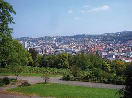 Der Bergrucken Der Karlshohe Mit Seinen Weinbergen Garten Und Offentlichen Grunanlagen Liegt Zwischen Stuttgart Sud Und Stu Ausflug Stuttgart Familienausfluge