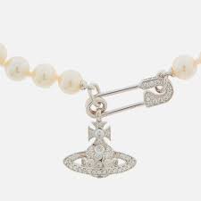 Shop vivienne westwood's latest designer collections on the official site today. Vivienne Westwood Lucrece Pearl Necklace In Cream Silver Metallic Lyst