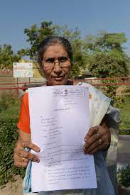 Pm modi's wife jashodaben files second rti appeal on her security cover issue. Narendra Modi S Estranged Wife Escapes Unhurt From Car Crash In India The New York Times