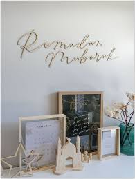 65 Simple And Elegant Ramadan Decor In 2020 Ramadan Decoraties Ramadan Knutselen Ramadan Activiteiten