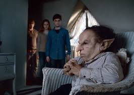Warwick ashley davis, a tv, a writer, director and producer, is a french actor. Warwick Davis In Dubai For Comic Con Gulfnews Gulf News