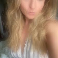 Abigail Weiss's Instagram, Twitter & Facebook