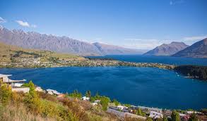 You'll find kiwis warm and welcoming, which can help to ease the transition to living in an unfamiliar country. How To Live In New Zealand For A Year Goabroad Com