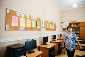 Solid wood beautiful extending dining table and 8 chairs. Germans Of Ukraine Who Are They Ukrayiner