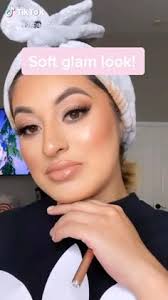 Amanda Bou (amanda92bou)