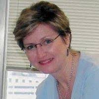 Lynn Cates's Instagram, Twitter & Facebook