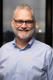 Mike Umscheid's Instagram, Twitter & Facebook