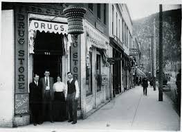 731 Grand added to 'local landmark' list