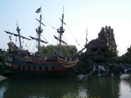 Ship From Pirates Of The Caribbean And Skull Island From Peter Pan Disneyland Paris Disneyland Paris Skull Island Pirates Of The Caribbean
