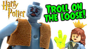 For those wise gaming folk out there i bid your assistance. Lego Troll On The Loose 4712 Harry Potter 2002 Review Brickqueen Youtube