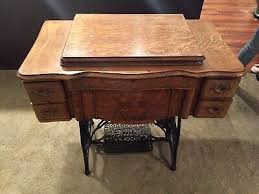 Vintage new home sewing machine models there may be a lot of new home vintage and antique sewing machines still around today. Antique New Home Treadle Sewing Machine Table Cabinet Cast Iron 1920 3962774 Ebay