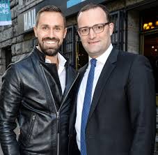 Jens spahn und ehemann daniel funke: Homosexualitat Jens Spahn Warnt Vor Schwulenhass Von Migranten Welt