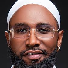 Nigerian Celebrity Wizkid Davido burna boy olamide tiwa savage fans