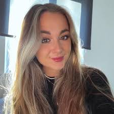 Jade Donnelly (@jadedonhistory)