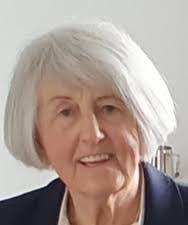 Sandra Giblin's Instagram, Twitter & Facebook