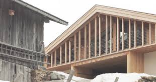 La casa di Lisa e Bert, l'antico maso alpino tra legno, archetipi e ...