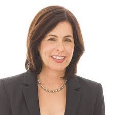 Diane Evans's Instagram, Twitter & Facebook