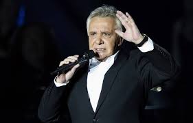 Paroles des chansons de michel sardou. Michel Sardou Est Choque A L Idee Que L Age Du Consentement Sexuel Soit Fixe A 13 Ans