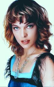 Sienna Guillory as Jill Valentine in Resident Evil Movie