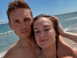 One Year 👰🏼‍♀️🤵🏼‍♂️♥️