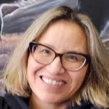 Lisa Demas's Instagram, Twitter & Facebook