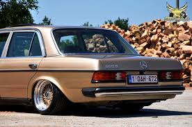 Mercedes Benz W123 200d On Bbs Rs 06 Mercedes Schnelle Autos Traumauto