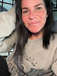 Shelly Travis Mount (@mountshelly) • Instagram photos and videos