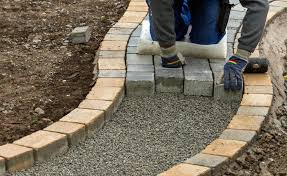 Gartenwege Richtig Anlegen So Geht S Gartenweg Garten Gartenwege Anlegen