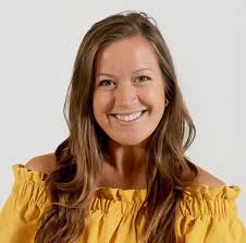 Hannah Richards's Instagram, Twitter & Facebook